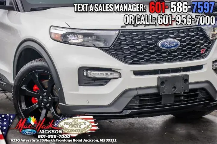 $32995 : Ford Explorer 2021 AWD ST 4d image 2