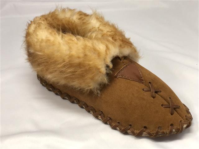 $84 : Women's/Men's Leather Slippers image 1