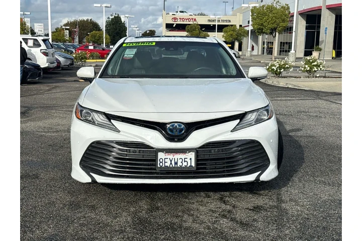 $22075 : Toyota Camry Hybrid 2018 SE image 2