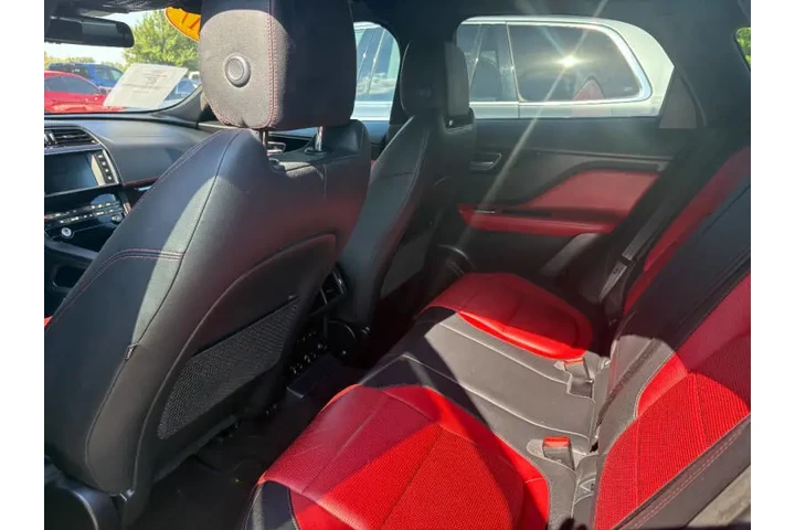 $11950 : 2017 F-PACE 35t R-Sport image 8