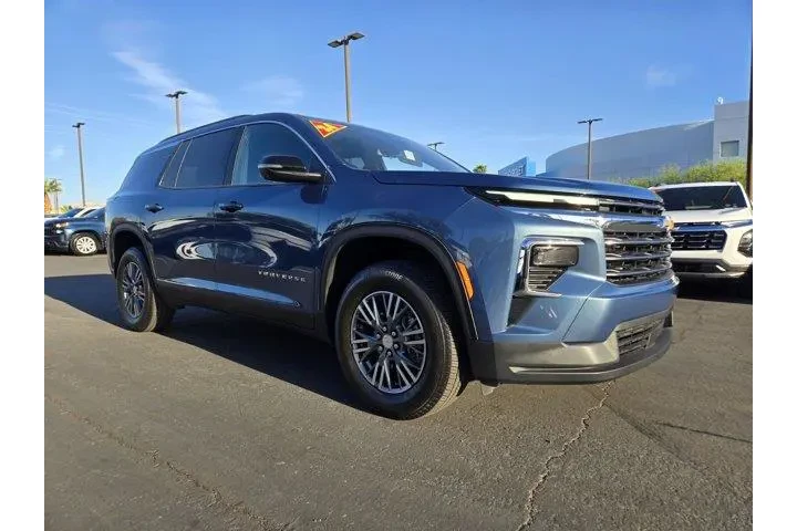 $35124 : Chevrolet Traverse 2024 LT 4 image 1