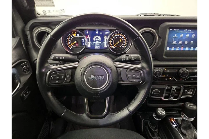 $27998 : Jeep Wrangler Unlimited 2021 image 10