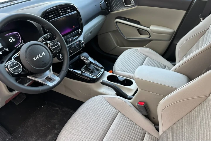 $26705 : New 2025 Soul EX image 6