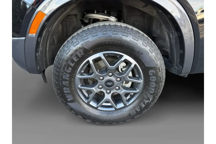 $33900 : Ford Ranger 2024 4x4 XLT 4dr image 9