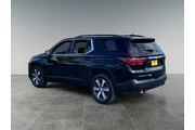 $38100 : Chevrolet Traverse 2023 4x4 thumbnail
