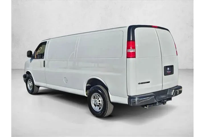 $32791 : Chevrolet Express 2022 2500 image 8