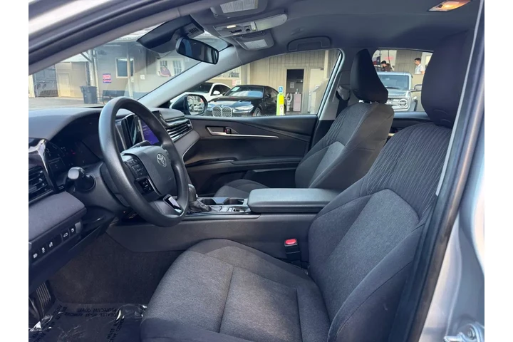 2025 Camry Hybrid LE image 7