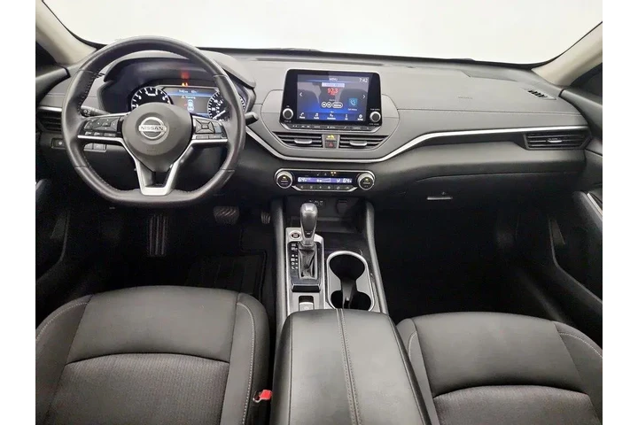 $20998 : Nissan Altima 2020 2.5 SV 4d image 9
