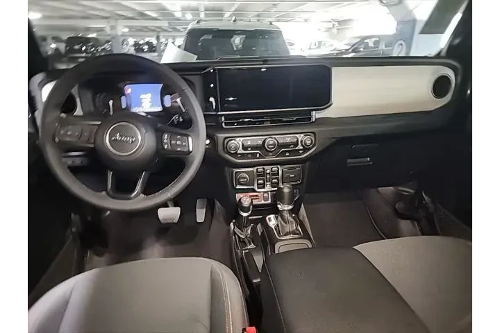 $32858 : Jeep Wrangler 2025 4x4 Willy image 5