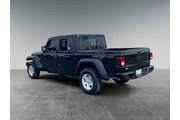 $33830 : Jeep Gladiator 2023 thumbnail