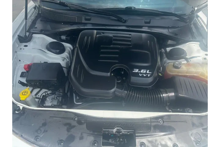 $22995 : 2020 Charger SXT RWD image 10