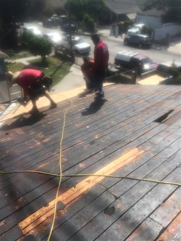 Arriaga Roofing Construction image 6