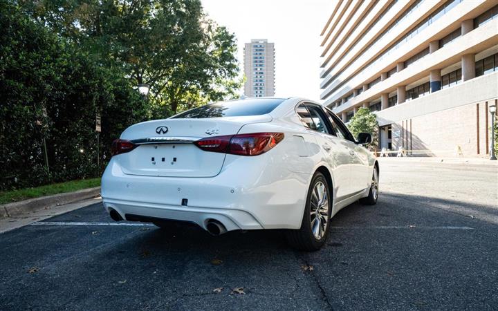 $23050 : 2021 INFINITI Q50 image 4