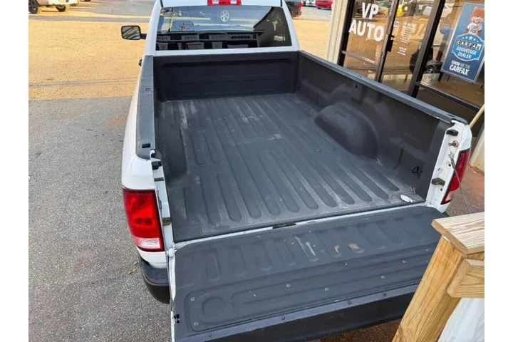 $15999 : 2017 RAM 1500 Tradesman image 8
