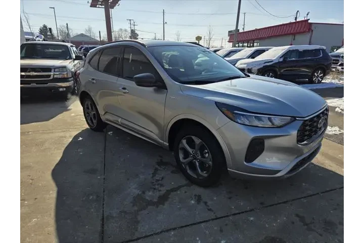 $24990 : Ford Escape 2024 AWD ST-Line image 3