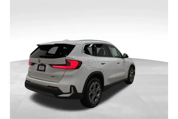 $30800 : BMW X1 2023 AWD xDrive28i 4d image 6