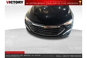 $13155 : Chevrolet Malibu 2023 LT 4dr thumbnail