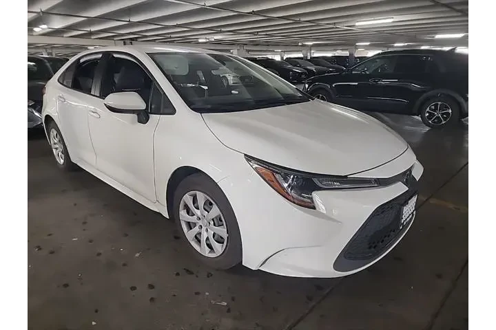 $20995 : Toyota Corolla 2022 LE 4dr S image 1