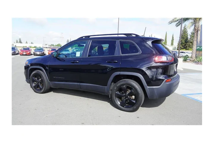 $15984 : 2019 Cherokee Altitude image 8