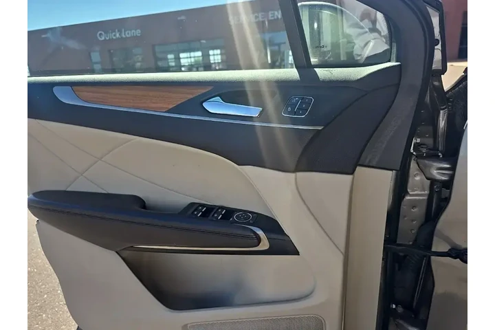$17998 : Lincoln MKC 2017 Select 4dr image 10