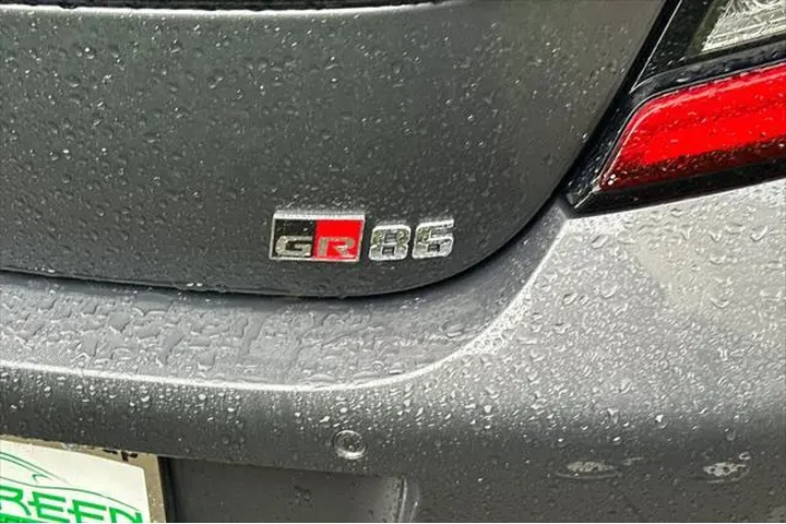 $30790 : Toyota GR86 2023 Premium 2dr image 6