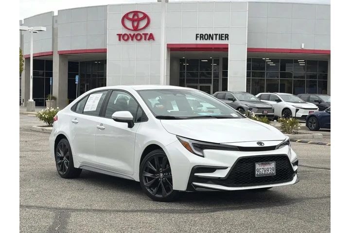 $22860 : Toyota Corolla 2023 SE 4dr S image 1