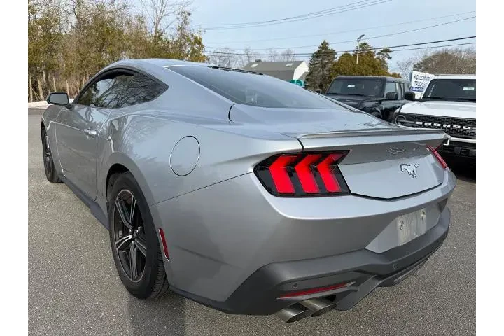 $36700 : Ford Mustang 2024 EcoBoost P image 8
