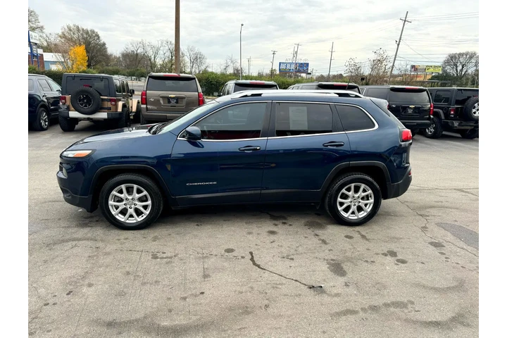 $12980 : 2018 Cherokee Latitude Plus F image 3