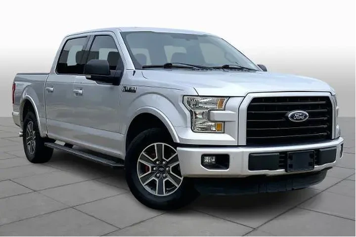$16995 : Ford F-150 2016 4x2 XLT 4dr image 2