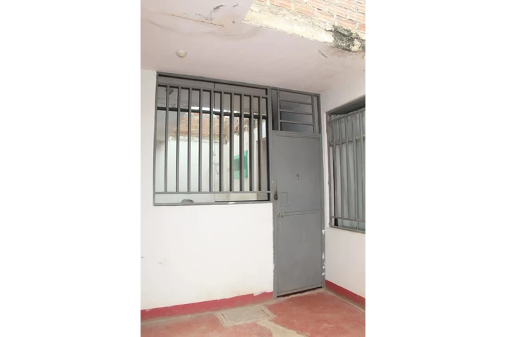 $495000 : VENTA DE CASA EN JAÉN PERÚ image 8