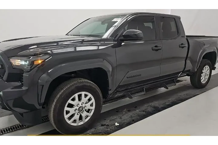 $34788 : Toyota Tacoma 2025 4x2 SR5 4 image 1