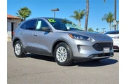 $21395 : Ford Escape 2022 SE 4dr SUV thumbnail