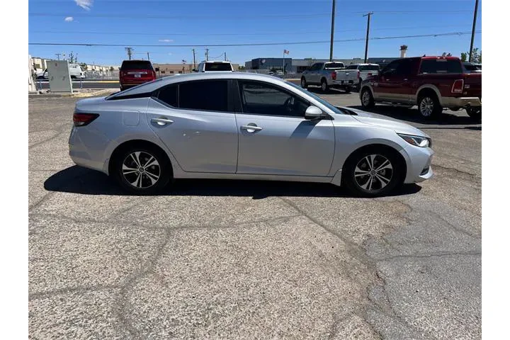 $17017 : Nissan Sentra 2021 SV 4dr Se image 9