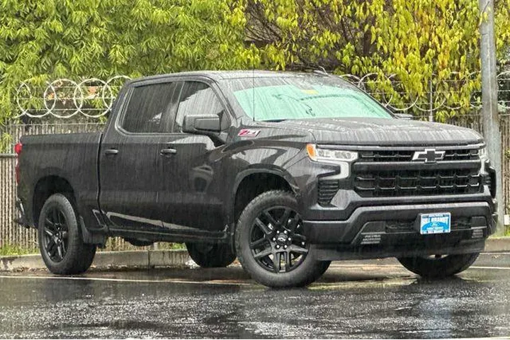 $39997 : Chevrolet Silverado 1500 202 image 2
