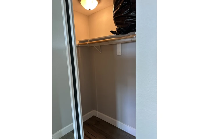 $1000 : Rento recamara image 2