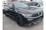 $19990 : Volkswagen Tiguan 2022 SE R- thumbnail