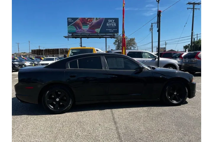 $10999 : 2012 Charger SE image 5