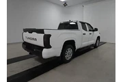 $31490 : Toyota Tundra 2024 4x2 SR 4d thumbnail