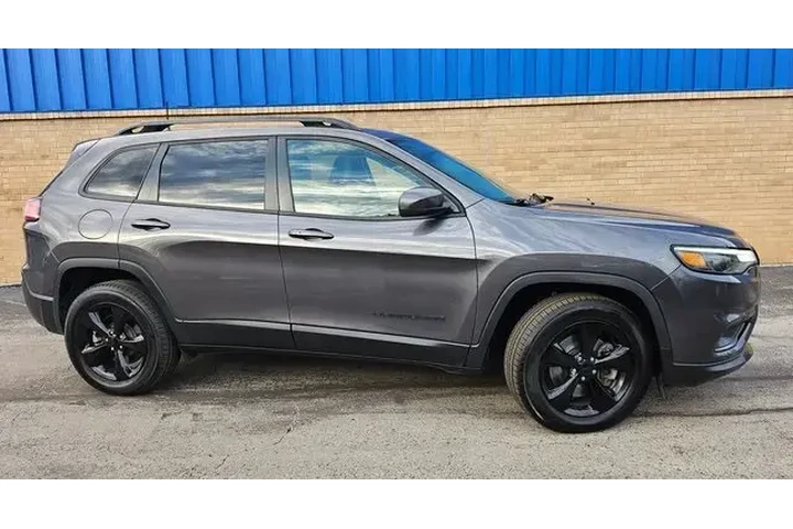 $16999 : Jeep Cherokee 2019 4x4 Latit image 8