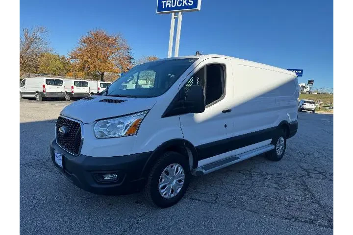 $33988 : Ford Transit 2023 250 3dr LW image 3