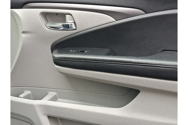 $21972 : Honda Pilot 2020 AWD EX 4dr image 10