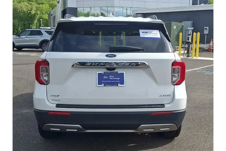 $34988 : Ford Explorer 2023 AWD XLT 4 image 5