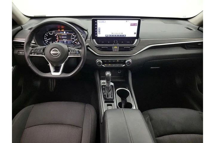 $20998 : Nissan Altima 2023 2.5 SV 4d image 1