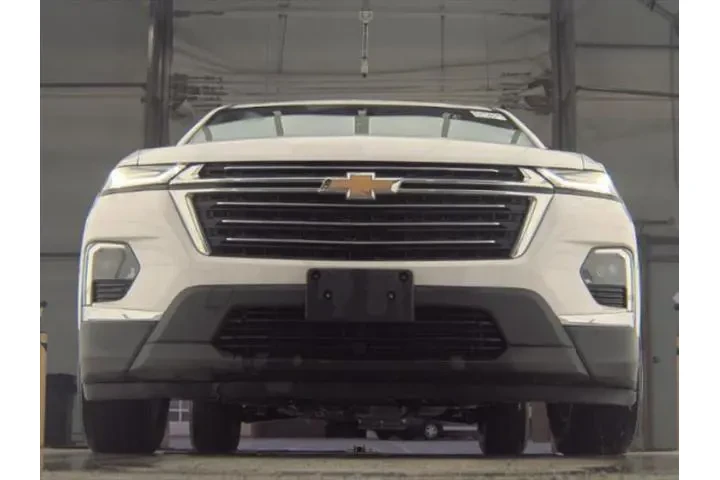 $28693 : Chevrolet Traverse 2023 4x4 image 3