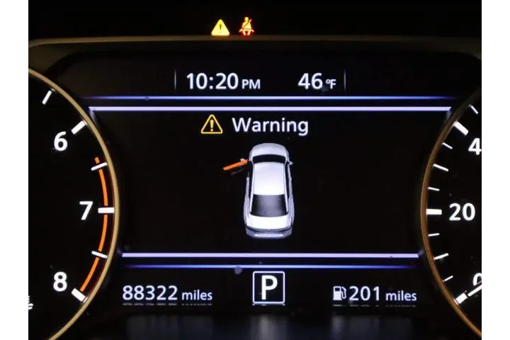 $13999 : Nissan Altima 2020 2.5 SR 4d image 5