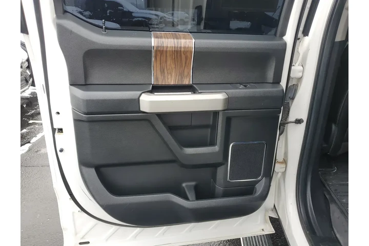 $22163 : Ford F-150 2018 4x4 Lariat 4 image 8