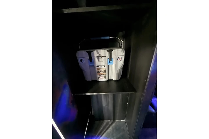 $18500 : Party Bus Ford E-450 2012 image 3