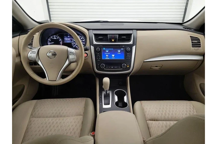 $13998 : Nissan Altima 2016 2.5 SV 4d image 9