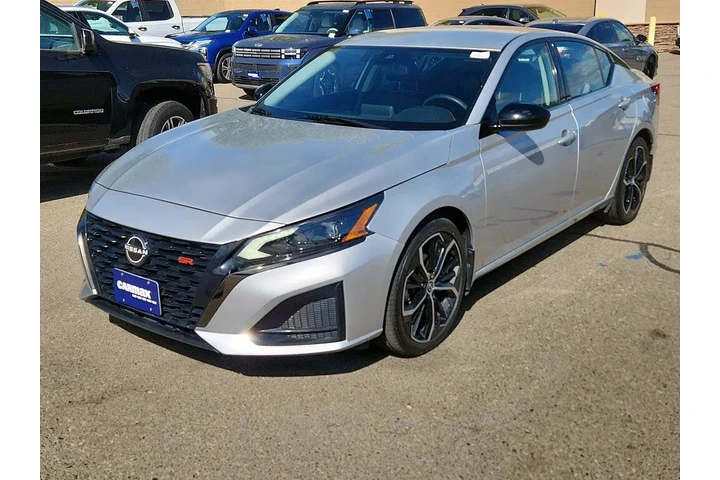 $22998 : Nissan Altima 2023 2.5 SR 4d image 3