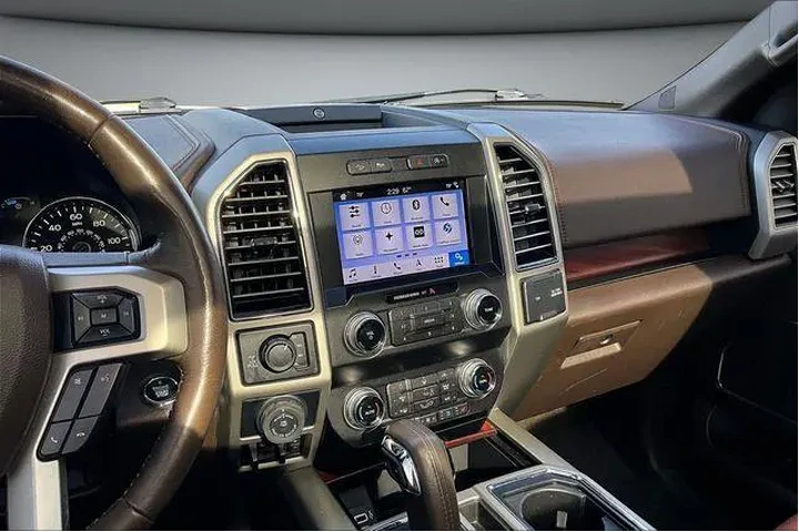 $37000 : Ford F-150 2019 4x4 King Ran image 10